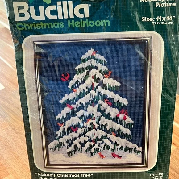Bucilla Christmas Vintage Longstitch Needlepoint Nature’s Christmas Tree - Picture 1 of 3